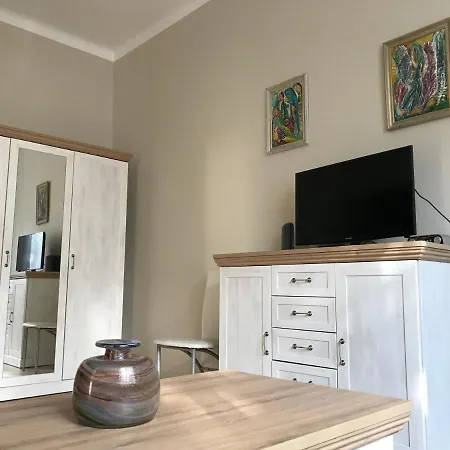 New City One Bedroom *
