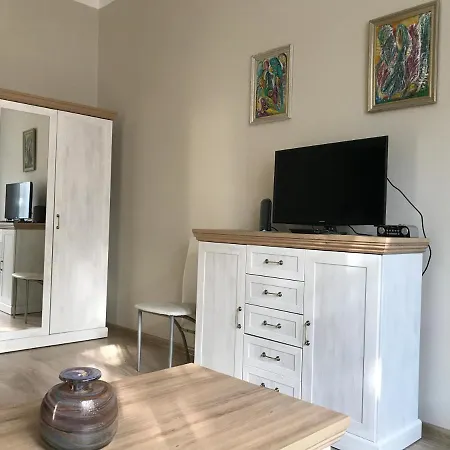 New City One Bedroom *